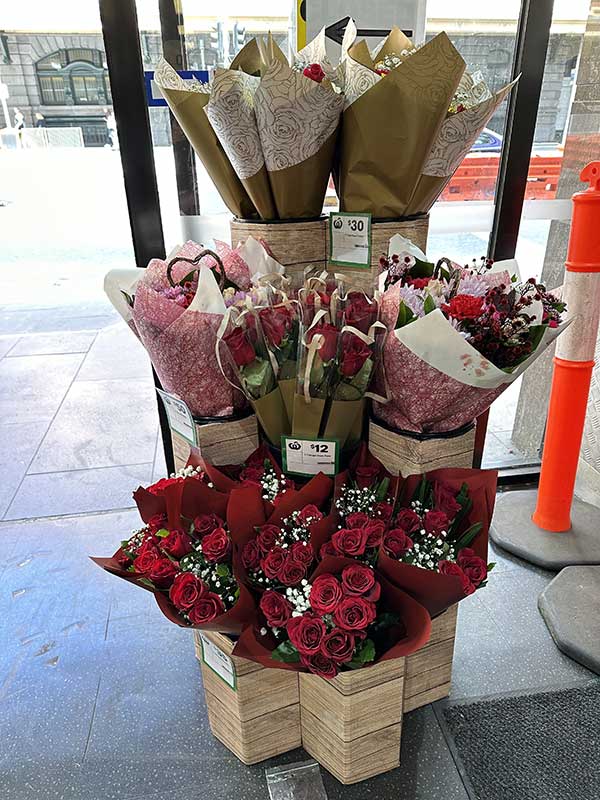 Refresh displays frequently with seasonal themes and dynamic layouts to spark impulse buys.